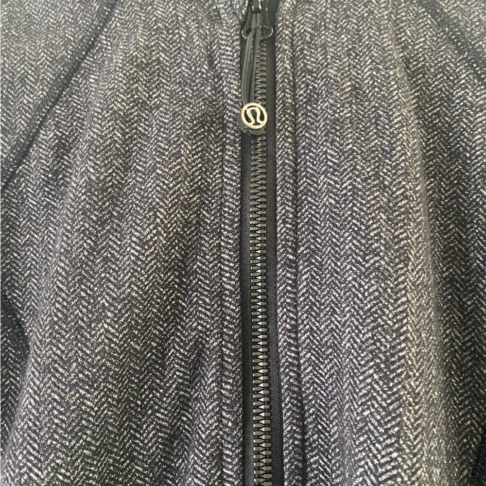 Lululemon Daily Practice Jacket - image 5